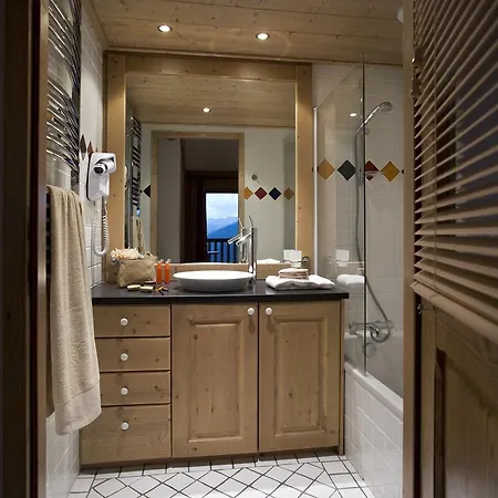 Cgh Boutique Le Nevada Aparthotel Tignes